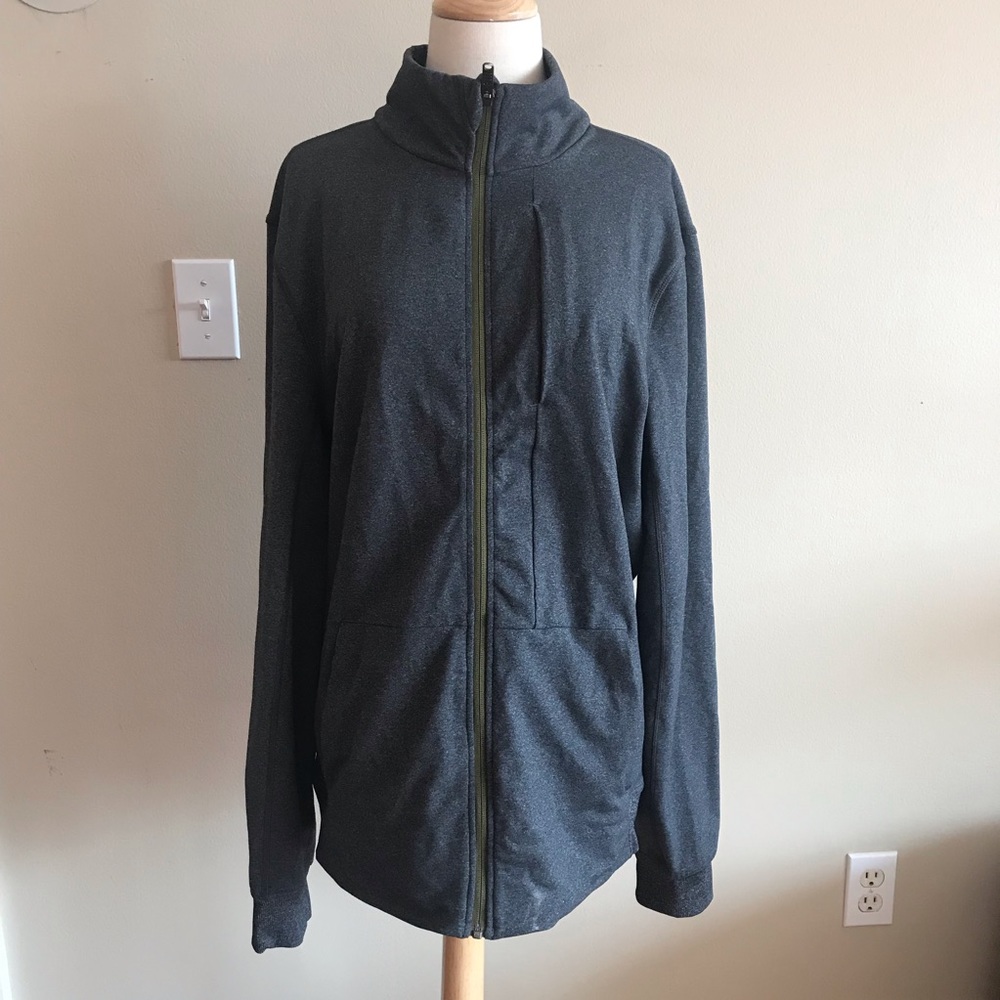 Men’s Dark Grey Lululemon Zip-up.